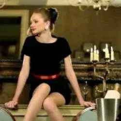 Arman Hovhannisyan — Korel Em